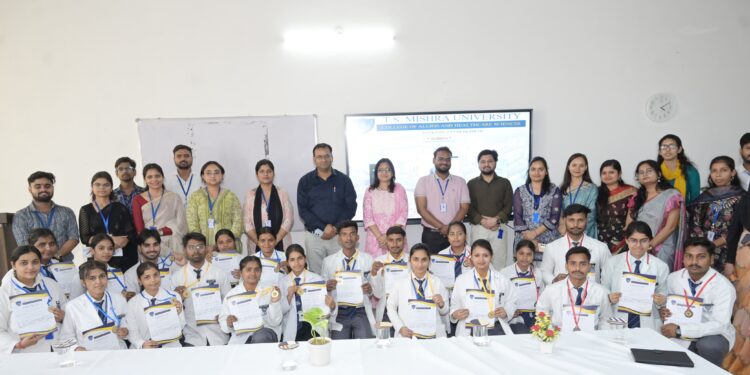 टी.एस. मिश्रा विश्वविद्यालय में विश्व स्वास्थ्य दिवस पर जागरूकता कार्यक्रम, छात्रों ने बढ़-चढ़कर लिया हिस्सा