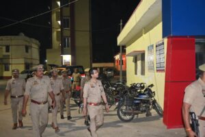 महराजगंज: एसपी शक्ति मोहन अवस्थी ने बृजमनगंज थाने का किया औचक निरीक्षण, बेहतर पुलिसिंग के दिए निर्देश