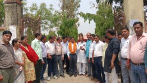 फुलमनहा में शिक्षक सम्मान समारोह, सेवानिवृत्त शिक्षक को भावभीनी विदाई, ‘रमा’ पत्रिका का विमोचन