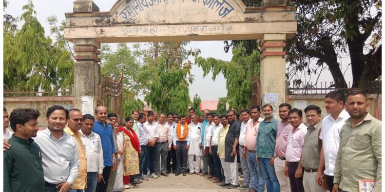 फुलमनहा में शिक्षक सम्मान समारोह, सेवानिवृत्त शिक्षक को भावभीनी विदाई, ‘रमा’ पत्रिका का विमोचन