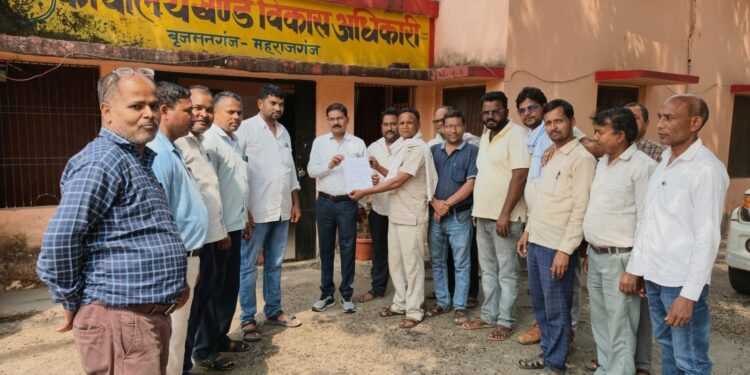 बकाया मानदेय को लेकर रोजगार सेवकों की कलमबंद हड़ताल, 9 दिन तक कार्य बहिष्कार