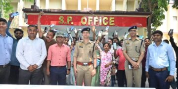 महराजगंज पुलिस का बड़ा एक्शन: 101 मोबाइल बरामद, लोगों को मिली राहत