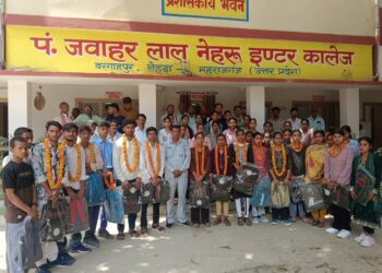 बरगाहपुर इंटर कॉलेज में मेधावी छात्रों का सम्मान, प्रियंका व सृष्टि बनीं टॉपर