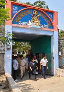 रायबरेली में होमगार्ड भर्ती परीक्षा शुरू, डीएम-एसपी ने केंद्रों का किया निरीक्षण