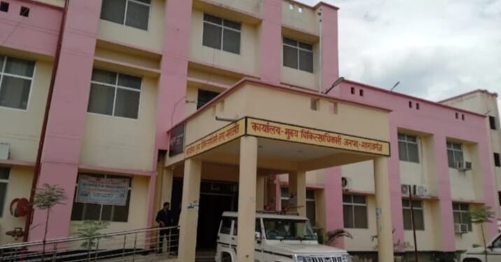 बृजमनगंज में अवैध अस्पतालों का जाल: झोलाछाप डॉक्टरों पर गंभीर आरोप, जांच के निर्देश