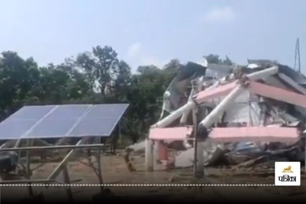 सीतापुर में ढह गई जल जीवन मिशन की पानी की टंकी, 5.31 करोड़ की लागत से ...